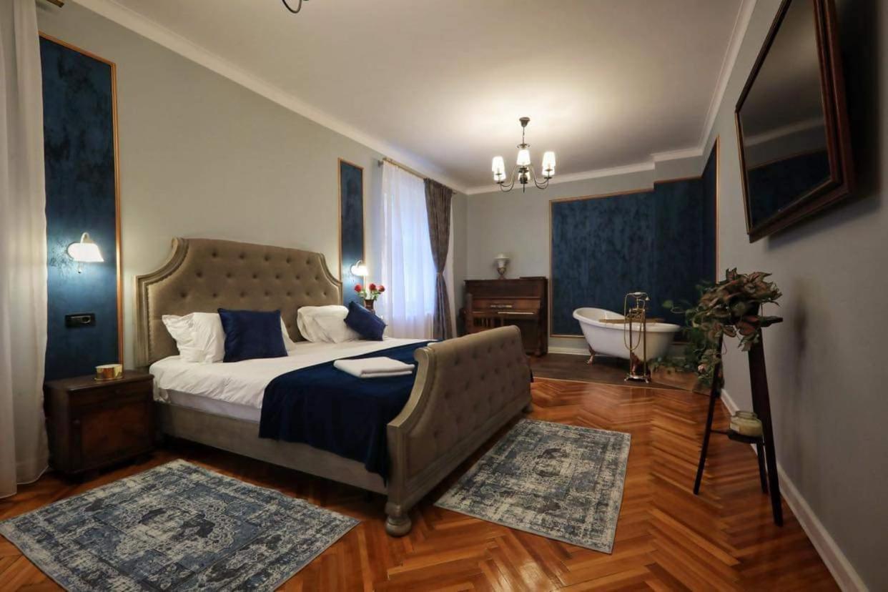 Monarch Residence Sibiu Bagian luar foto