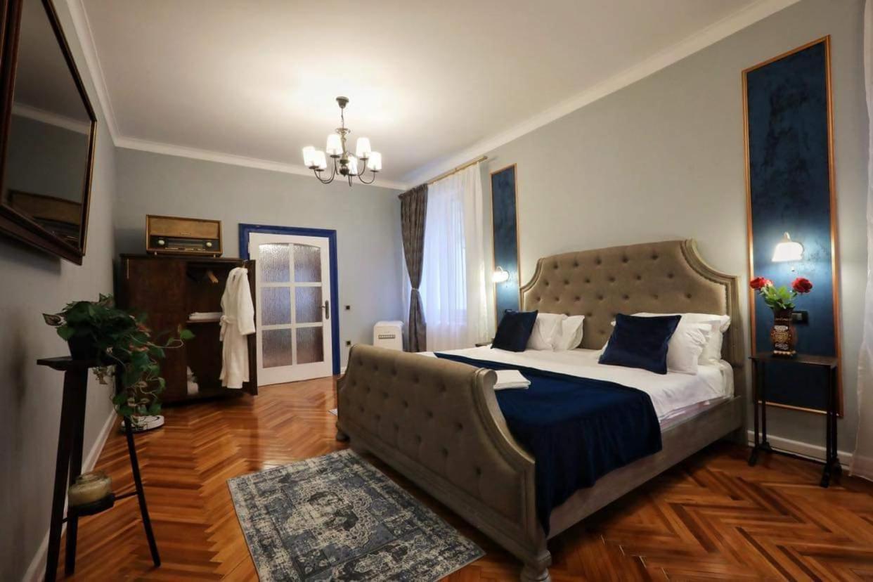 Monarch Residence Sibiu Bagian luar foto